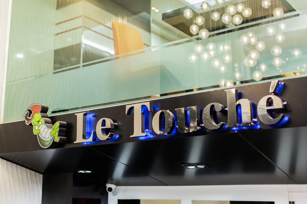 Le Touche Hotel Bangkok Exterior foto